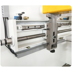 30 40 63 80 100 125 160 Tonnen 1300 1600 2500 3200 MM Hersteller von hydraulischen NC-Abkant pressen - Product Image 5