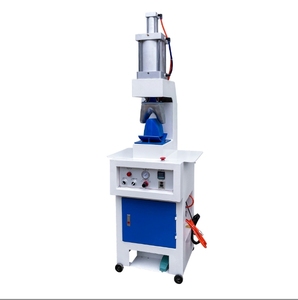 Máquina de conformado de presión superior de estación única para fábrica de calzado, para conformado de superficies, conformado secundario de calzado tipo 'Steamed Bun' y laminación - Product Image 1