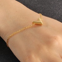 Bracelet fin en acier inoxydable imperméable pour femmes, bijoux simples en forme de V, plaqué or, chaîne réglable, accessoires tendance TGSL5807