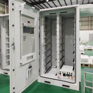 Système de stockage d'énergie personnalisable Wattsolar 100 <span class=keywords><strong>kWh</strong></span> <span class=keywords><strong>200</strong></span> <span class=keywords><strong>kWh</strong></span>, armoire de stockage d'énergie à batterie lithium, armoire extérieure - Product Image 3