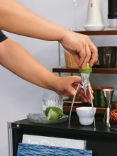 Exprimidor Manual de Cítricos con Forma de Extraterrestre, Exprimidor de Limones de Aleación de Zinc para Decoración de Cocina - Product Image 6