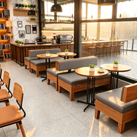 Offre Spéciale : Ensemble de Sièges Modernes pour Café Commercial, Table Ronde en Bois et Chaises – Mobilier Personnalisé pour Cafés, Restaurants et Hôtels