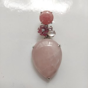 Pendentif en argent 925 avec quartz rose, rhodonite et tourmaline - Product Image 1