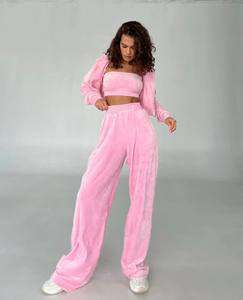 Conjuntos Deportivos de Invierno para Mujer con Logotipo Personalizado, Sudadera con Capucha y Pantalones Jogger de Algodón - Product Image 2