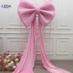 Lazo Gigante de Terciopelo Rosa Hecho a Mano por LEDA, Lazo Personalizado Extra Grande para Decoración de Bodas, Eventos y Fiestas de Lujo - Product Image 4