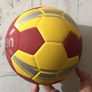 Balón de Balonmano Molten Personalizable a Precio Económico y Alta Calidad, Tamaños 3, 2 y 1, para Entrenamiento Profesional/Partidos Infantiles - Product Image 5