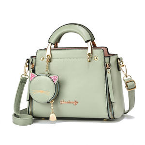 Bolso de Mano de Cuero PU Suave de Moda, Bolso de Hombro Personalizado con Gatito para Mujer, Venta Caliente de Fábrica - Product Image 4