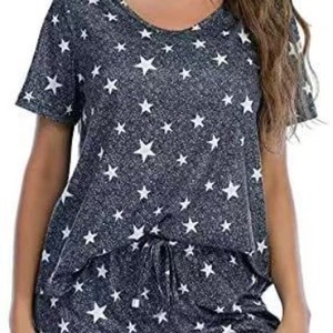 Conjunto de Pijama Deportivo para Mujer, Cómodo, Camiseta de Manga Corta con Pantalones Cortos, Verano, Casual, Transpirable, Corte Holgado, Lavable a Máquina - Product Image 4