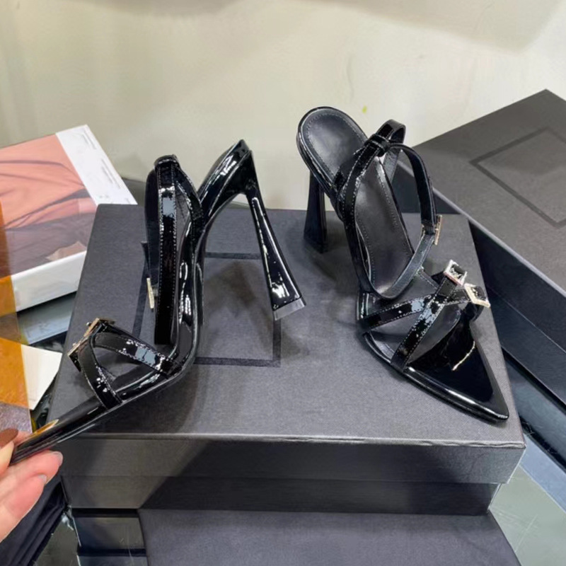 black((9CM)