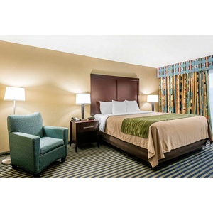 Venta de fábrica Comfort Inn Venta al por mayor Hotel Habitación de invitados Armario Cama Base Cabecero Sillas Sofá Liquidación Hotel <span class=keywords><strong>Dormitorio</strong></span> <span class=keywords><strong>Muebles</strong></span> - Product Image 3