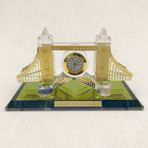 Souvenir en cristal de la <span class=keywords><strong>Tower</strong></span> <span class=keywords><strong>Bridge</strong></span> de Londres, MH-G0453 - Product Image 1