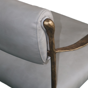 Poltrona Accent in Vera Pelle con Braccioli in Ferro Battuto Dorato, Design Industriale Tufted Bianco, per Camera da Letto e Sala da Pranzo - Vendita all'Ingrosso - Product Image 5