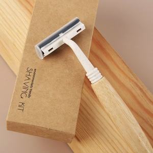 Fabricant de rasoirs de sécurité <span class=keywords><strong>à</strong></span> double tranchant avec manche en <span class=keywords><strong>bois</strong></span> naturel personnalisé pour hommes Vente en gros Rasoir en <span class=keywords><strong>bois</strong></span> - Product Image 5