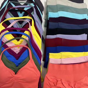 Ensemble de <span class=keywords><strong>Sport</strong></span> 2 Pièces de Haute Qualité Vente en Gros Tenue de Gym et Fitness avec Haut Zippé Soutien-Gorge Actif et Legging de Yoga - Product Image 3