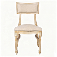 Chaises empilables en bois vintage françaises pour mariage et événements avec coussin rembourré
