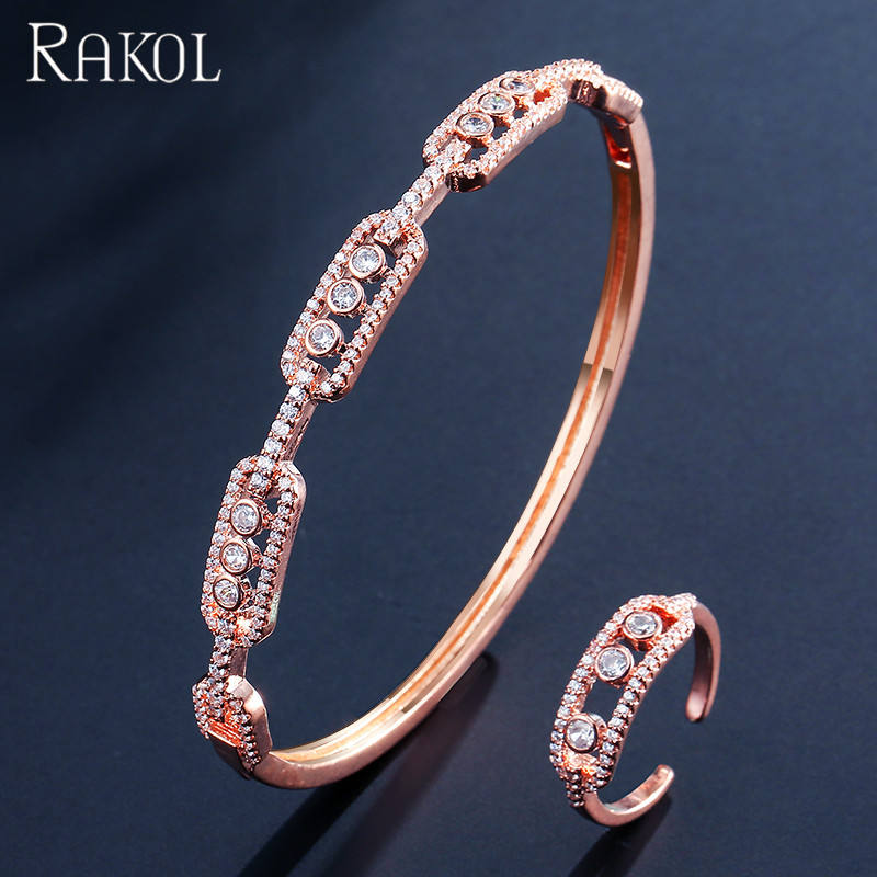 สีแชมเปญ