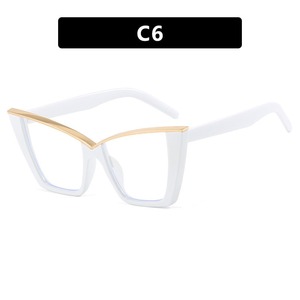 <span class=keywords><strong>Gafas</strong></span> <span class=keywords><strong>de</strong></span> <span class=keywords><strong>lectura</strong></span> cuadradas verdes <span class=keywords><strong>de</strong></span> moda 2024 para mujer, <span class=keywords><strong>filtro</strong></span> <span class=keywords><strong>de</strong></span> luz <span class=keywords><strong>azul</strong></span>, Ojo <span class=keywords><strong>de</strong></span> Gato, medio Marco, marco <span class=keywords><strong>de</strong></span> gran tamaño <span class=keywords><strong>de</strong></span> Instagram - Product Image 5