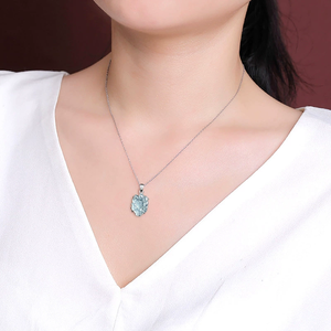 หยกเจไดต์แท้ธรรมชาติ เกรด A สีน้ำเงิน รูปจิ้งจอกเก้าหาง เกรดน้ำแข็ง ประดับบนตัวเรือนเงินแท้ S925 จี้หยก - Product Image 3
