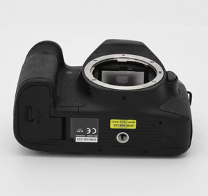 Boîtier d'appareil photo reflex numérique noir sans rayures, qualité professionnelle, capteur plein format, équipement photographique haute performance - Product Image 5