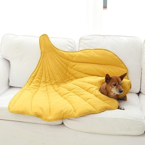 Pet <b>Cooling</b> Mat Leaf Shaped Yellow Cotton Washable Non Slip Dog Summer <b>Pad</b> - Product Image 4