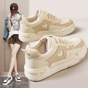 Chaussures de course pour femmes 2026, style chunky, respirantes, à bout rond, baskets décontractées à semelle épaisse pour la marche - Product Image 1