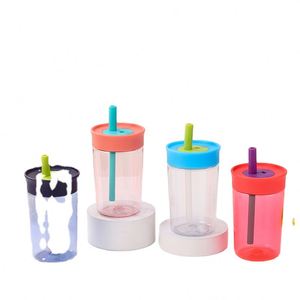 Gobelet à café portable compact en plastique minimaliste de 12 oz, sans BPA, résistant aux hautes températures, avec paille - Product Image 1