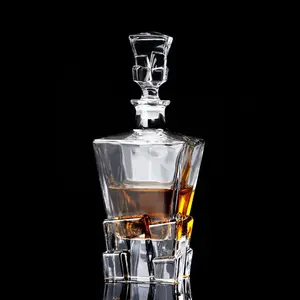 Yaratıcı 800ml kurşunsuz cam moda ışık lüks kristal sürahi cam viski decanter şarap