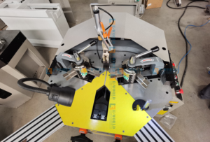 Алюминиевая угловая машина для дверного окна/угловая комбинированная машина с одной головкой - Product Image 6