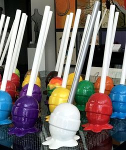 Màu Sắc Kẹo Lollipop Tượng Sucette Điêu Khắc <span class=keywords><strong>Lolly</strong></span> Đồ Trang Trí Sợi Thủy Tinh Nhựa Nghệ Thuật Trang Trí Tan Chảy Lollipop Điêu Khắc - Product Image 3