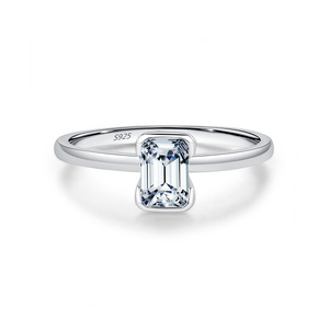 S925 <b>Silver</b> Women's <b>Emerald</b> Cut Zircon Engagement <b>Ring</b> Bezel Setting Classic Style <b>Emerald</b> Cut Bezel <b>Ring</b> - Product Image 1