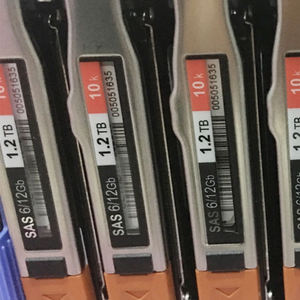 EMC 005052556 7,68 TB SAS 2,5 12G SSD con 3D Nand TLC Flash Capacidad de almacenamiento de 7,68 <span class=keywords><strong>terabytes</strong></span> - Product Image 4