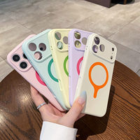 Coque de protection en silicone liquide multicolore effet toucher peau pour iPhone 17 16 15 14 Pro Max avec chargement magnétique sans fil