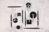 Stylo à bille promotionnel avec support, ensemble cadeau personnalisé avec logo, pour bureau, papeterie, porte-stylo de table, stylo bancaire à chaîne