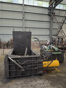 מכירות חמות שוק זה גרוטאות מתכת balers bale לחיצה מכונת לחיצה baling מכונת לחץ הידראולי baling מכונת העיתונות - Product Image 5