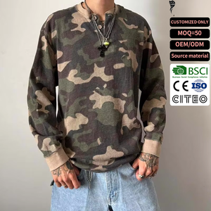 เสื้อยืดแขนยาวคอเฮนลีย์ลายพรางพิมพ์ลายทั้งตัวแบบกำหนดเอง ทรงโอเวอร์ไซส์ ผ้าวาฟเฟิลถัก - Product Image 1