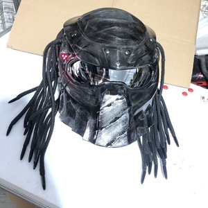 <span class=keywords><strong>Casco</strong></span> de motocicleta integral de fibra de vidrio y resina, famoso en Internet, modelo Ironblood Knight Predator <span class=keywords><strong>Alien</strong></span> Halley. - Product Image 6