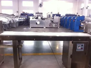 โรงงาน SIEN จัดหาเครื่องผลิตสายการผลิตหมากฝรั่งฟองอัตโนมัติ