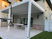 Tonnelles de gazebo automatiques modernes pour l'extérieur Pergola extérieure en aluminium pour stores pare-soleil Auvent auvent rétractable