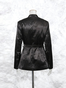 <span class=keywords><strong>Blazer</strong></span> in raso di fascia alta da <span class=keywords><strong>donna</strong></span> personalizzabile <span class=keywords><strong>con</strong></span> <span class=keywords><strong>cintura</strong></span> <span class=keywords><strong>con</strong></span> fibbia di tendenza giacca abito sartoriale a spalla strutturata all'avanguardia - Product Image 4