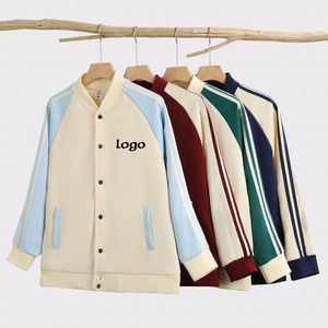 Chaqueta de Béisbol Retro a Rayas con Mangas Raglán, Bordado Personalizado, Abrigo Informal para Parejas - Product Image 3