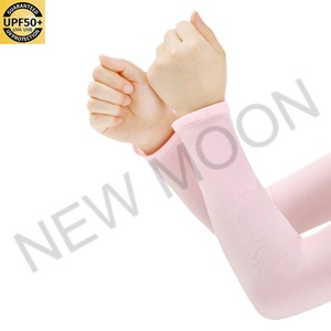 Mangas de compresión personalizadas para ciclismo con sublimación, protección UV y logo personalizado para hombre adulto - Product Image 4