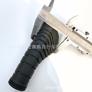 Poignées de guidon de vélo 125 mm en caoutchouc souple antidérapant non imperméable pour VTT noir - Product Image 2