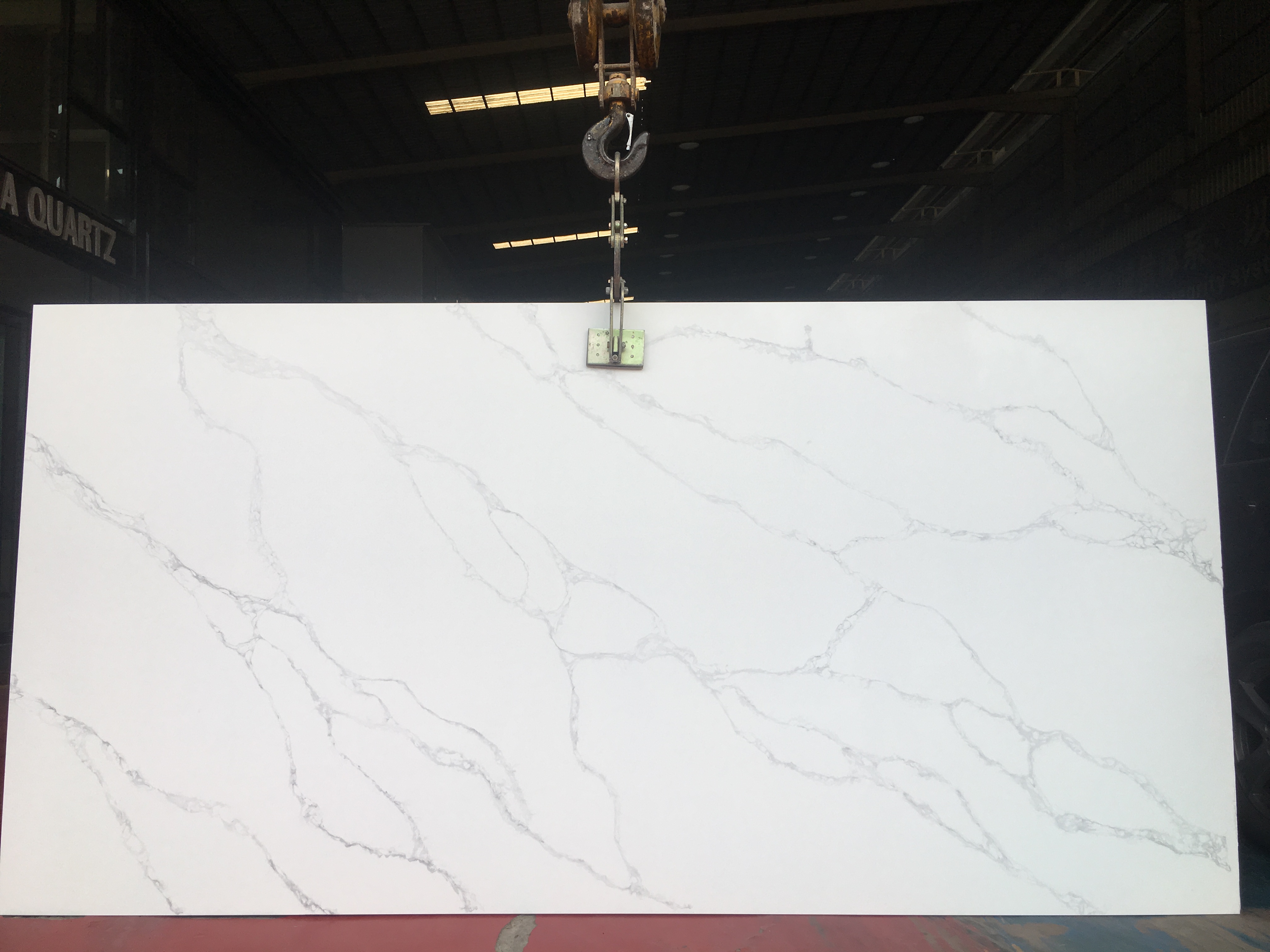 Hot sale polish white quartz stone countertop with grey veins new design for worktops countertops