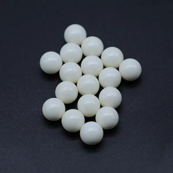 0.3-1.6mm微結晶アルミナボール研削ビーズセラミック製品カテゴリ