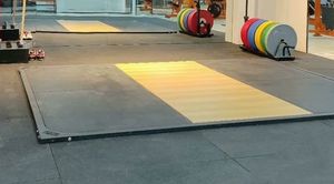 Ağırlık kaldırma platformu toptan kauçuk ahşap kaldırma yastıklama zemin özelleştirilmiş boyutu ve desen spor Mat şok emici - Product Image 3