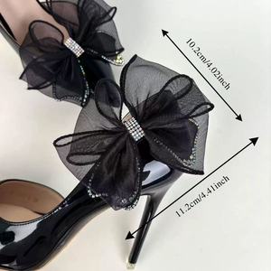 <span class=keywords><strong>Clip</strong></span> per Scarpe Staccabili - Eleganti Accessori per Scarpe con Fiocco in Organza Multistrato e Perle, Stile Dolce e Minimalista per Ragazze - Product Image 4