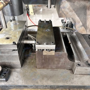 เครื่องขึ้นรูปแผ่นกันชนแบบขายดี เครื่องซ่อมแผ่นกันชน เครื่องทำแผ่นกันชนทางหลวง - Product Image 2