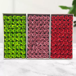 Ramo de Caja de Regalo de Flores de Jabón de Rosas de Tres Capas para San Valentín, Simulación de Cabeza de Flor de Jabón, ¡Gran Venta! - Product Image 4