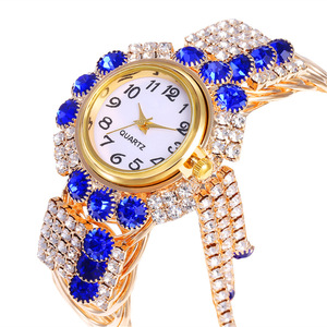 Bracelet pour <span class=keywords><strong>femme</strong></span> à la mode, <span class=keywords><strong>montre</strong></span>-bracelet, version coréenne de la <span class=keywords><strong>montre</strong></span> à quartz <span class=keywords><strong>tendance</strong></span>, <span class=keywords><strong>montre</strong></span> de célébrité d'Internet pour femmes - Product Image 3