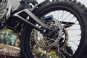 Bicicleta Talaria XXX X3 Pro Batería de 40ah <span class=keywords><strong>Moto</strong></span> Eléctrica de Cross Todoterreno Legal para Carretera <span class=keywords><strong>Precio</strong></span> de Descuento Ebike de Enduro - Product Image 4